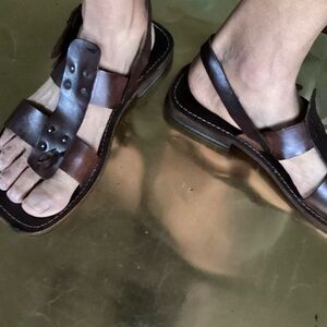 ZEUS Italian brown leather sandals
